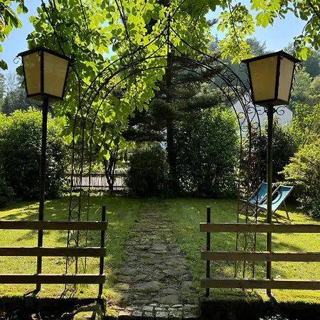 Hinkelshof - Naturnah - Oekologisch * Körperich